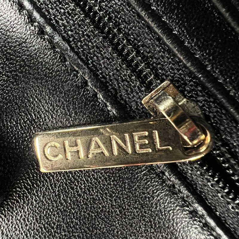 KESH 凱仕國際精品【小尺寸、大經典】CHANEL Classic Flap Mini 20｜香奈兒 CF 黑金鏈條包｜黑色金扣｜2024 晶片款｜熱門規格-20