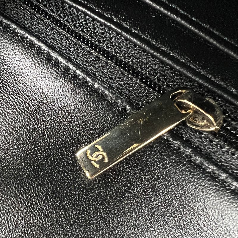 KESH 凱仕國際精品【小尺寸、大經典】CHANEL Classic Flap Mini 20｜香奈兒 CF 黑金鏈條包｜黑色金扣｜2024 晶片款｜熱門規格-21