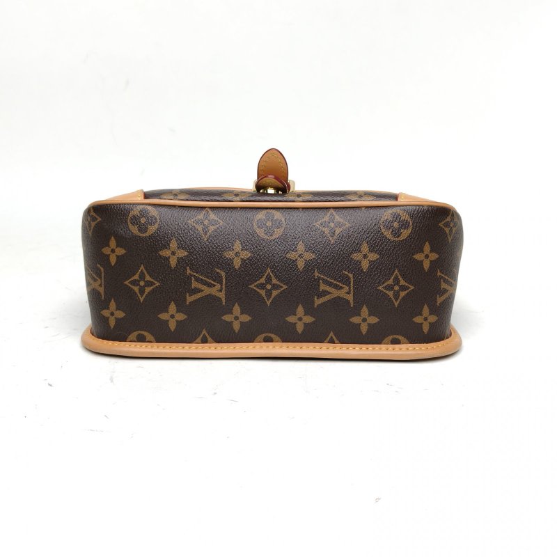 LOUIS VUITTON Diane法棍包24可拆卸黑紫寬肩帶老花PVC晶片肩背包-4