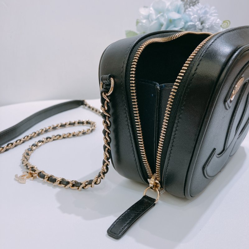 TW4831 Chanel 香奈兒 相機包 鏈條帶cc logo 掛件 羊皮 黑金Camera Bag Lambskin Black x GHW-11