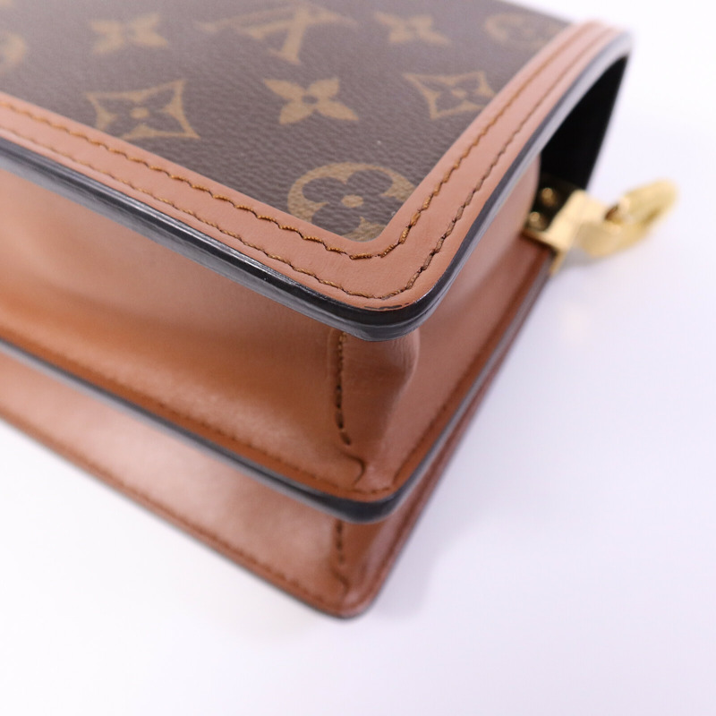 LOUIS VUITTON Monogram Reverse Mini Dauphine肩背袋-11