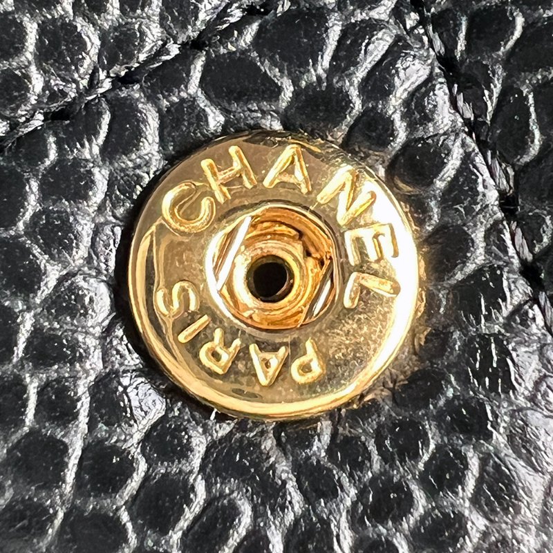 KESH 凱仕國際精品【經典入門、細節滿分】CHANEL Classic Card Holder 香奈兒經典翻蓋卡夾｜黑色魚子醬牛皮｜金扣-23