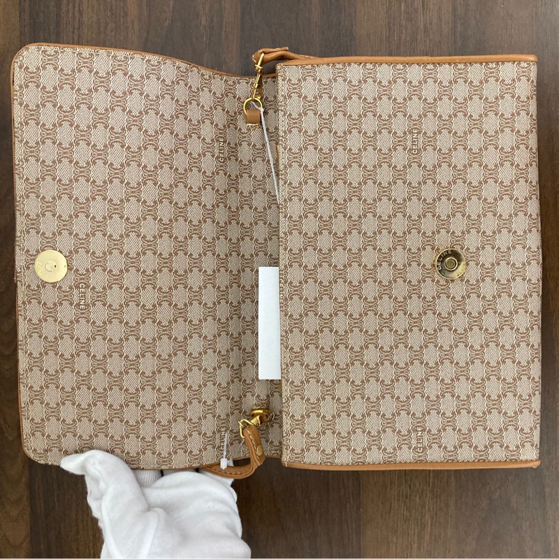 Celine 米色老花信封包-9