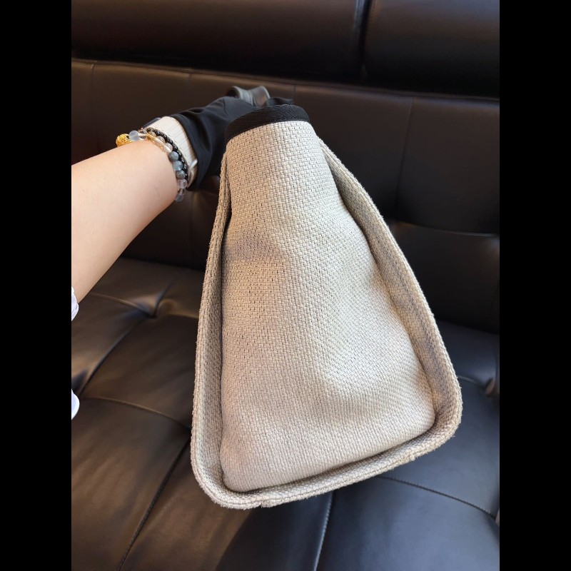 Chanel Tote bag-3