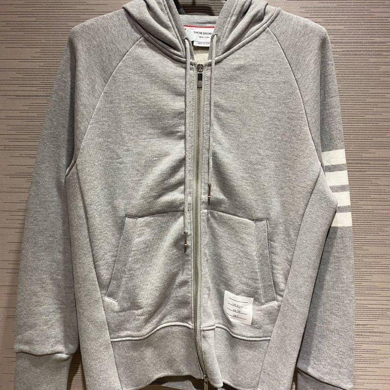 💎Han's house精品服飾💎Thom Browne TB 衛連帽外套原價30300-0