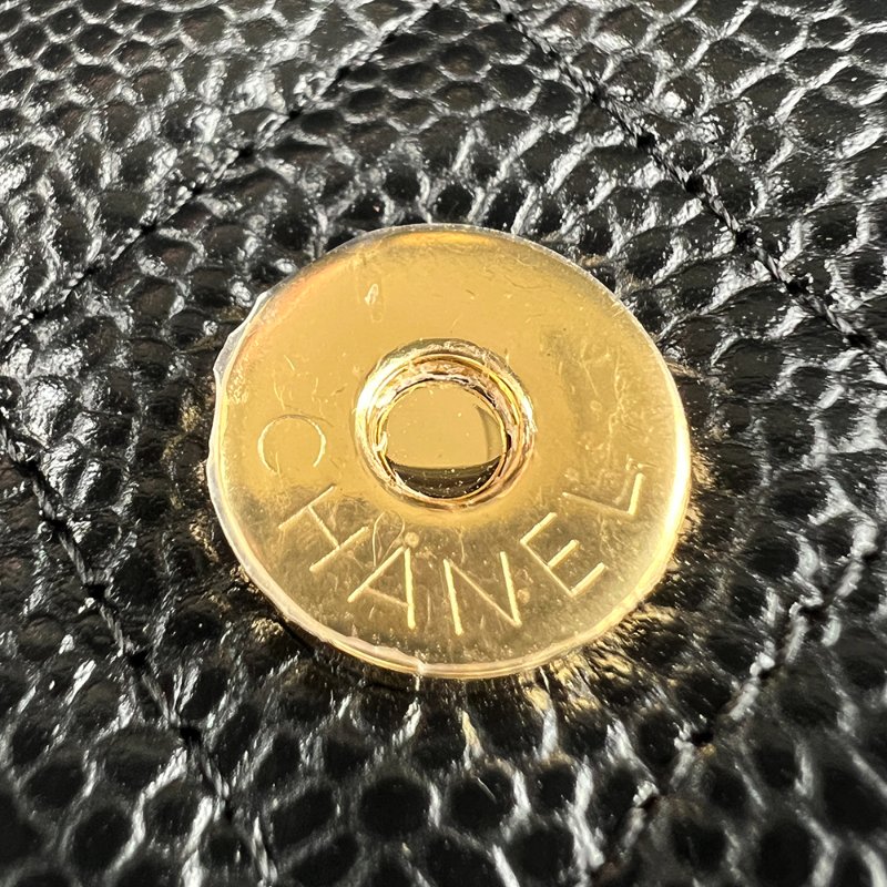 KESH 凱仕國際精品【極新、輕巧入門、經典不減】CHANEL Coco WOC 香奈兒黑金鏈條包 2024年晶片款-22