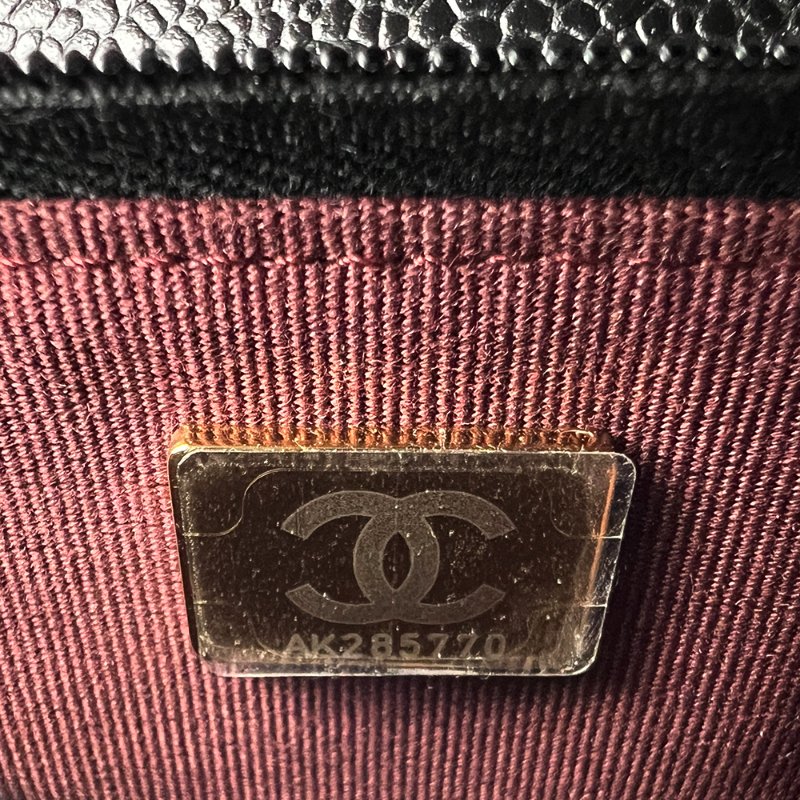 KESH 凱仕國際精品【極新、輕巧入門、經典不減】CHANEL Coco WOC 香奈兒黑金鏈條包 2024年晶片款-25