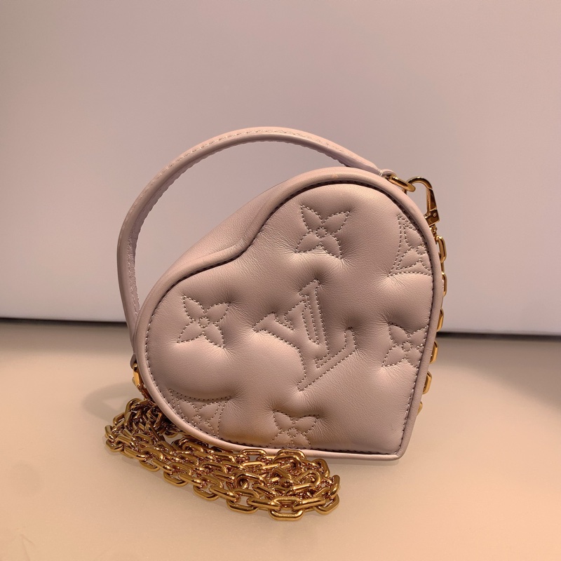 LV，情人節限量款紫色愛心包，尺寸14cm×12cm-1