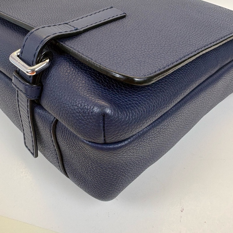 LOEWE/羅意威 羅意威男士斜挎包，藏藍色，牛皮 尺寸：32×25🈚附件-3