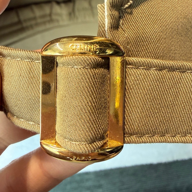 Celine Triomphe 經典凱旋門刺繡logo 棒球帽 卡其-3