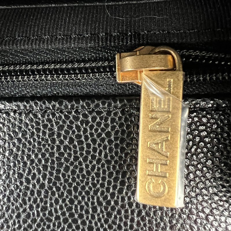 KESH 凱仕國際精品【雙鏈設計、20cm黃金尺寸】CHANEL 25P Double Chain Flap Bag 香奈兒魚子醬牛皮雙鏈帶口蓋包｜晶片款-21
