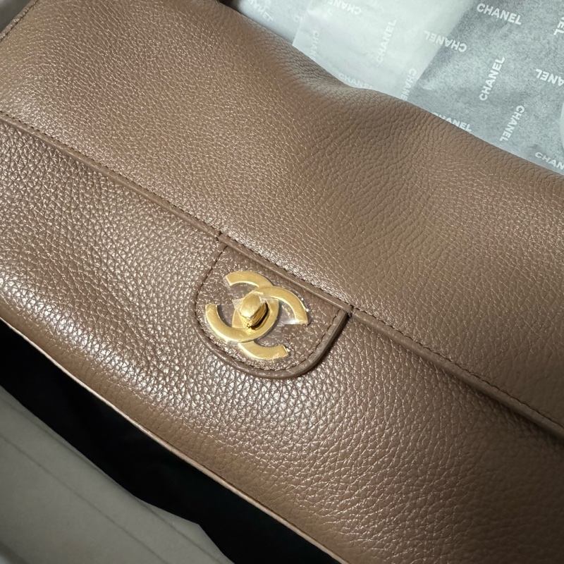 Chanel香奈兒26S CF機場包灰色金扣32尺寸-4