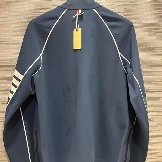 💎Han's house精品服飾💎Thom Browne TB 機能 彈性 運動 外套 義大利製 現貨 L 原價49400-1