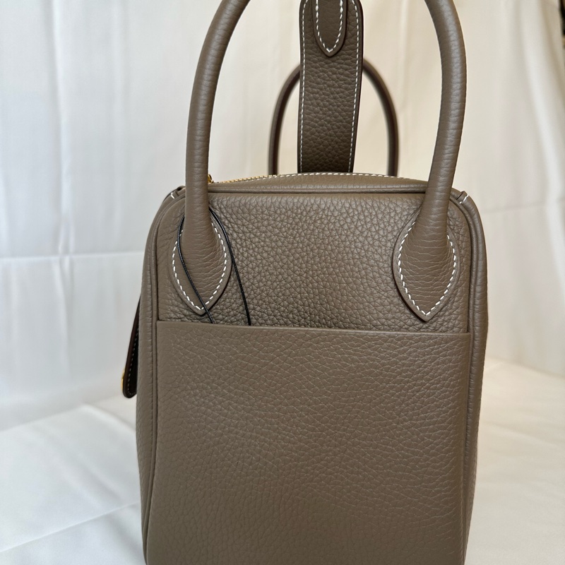 #天菜現貨#99新 🧡 Hermès Lindy 30 大象灰金扣#附購證-5