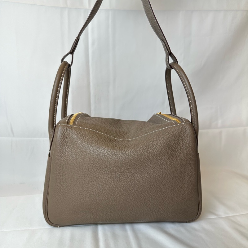 #天菜現貨#99新 🧡 Hermès Lindy 30 大象灰金扣#附購證-7