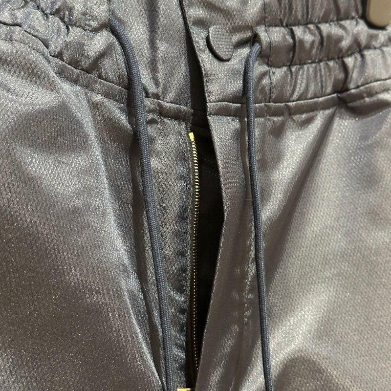 💎Han's house精品服飾💎THOM BROWNE TB 尼龍 四槓 長 褲 意大利製 現貨1 原價34600-4