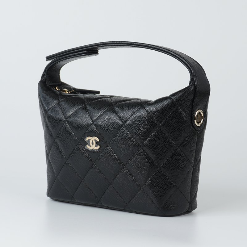 KESH 凱仕國際精品【輕巧時髦、日常最剛好】CHANEL Mini Hobo Bag 黑金鏈帶包｜香奈兒迷你腋下包｜黑色金扣｜鏈帶飯盒包-13