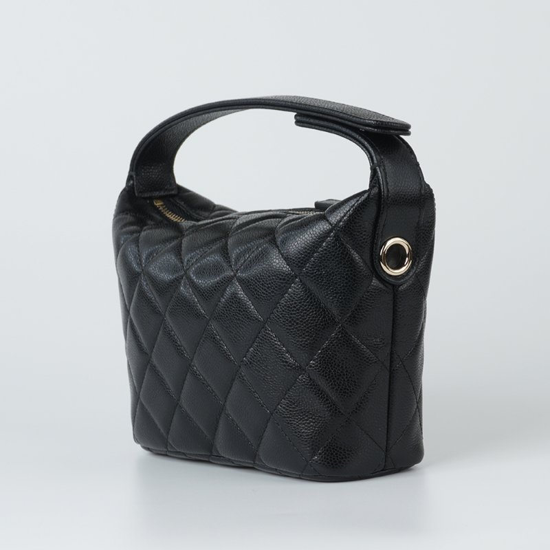 KESH 凱仕國際精品【輕巧時髦、日常最剛好】CHANEL Mini Hobo Bag 黑金鏈帶包｜香奈兒迷你腋下包｜黑色金扣｜鏈帶飯盒包-15
