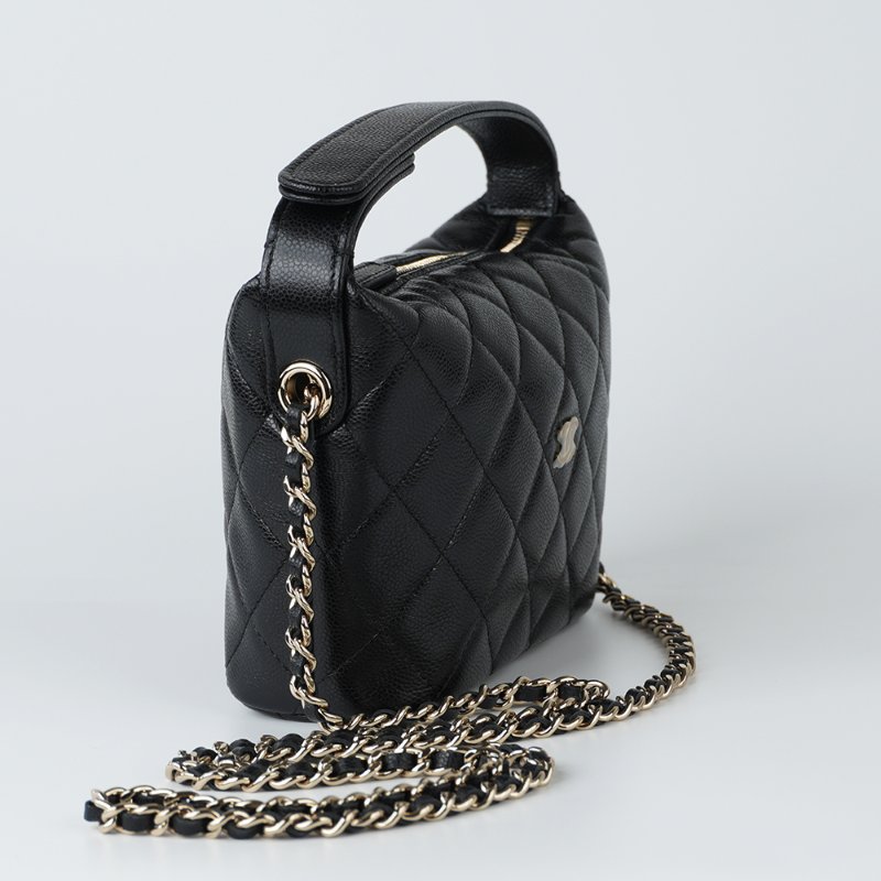KESH 凱仕國際精品【輕巧時髦、日常最剛好】CHANEL Mini Hobo Bag 黑金鏈帶包｜香奈兒迷你腋下包｜黑色金扣｜鏈帶飯盒包-20