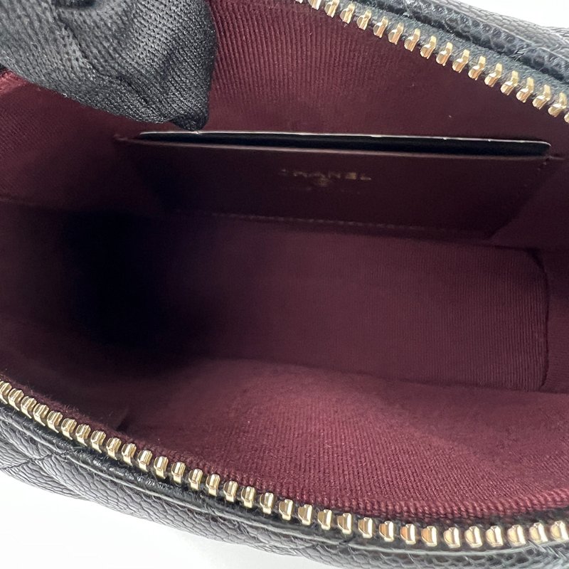 KESH 凱仕國際精品【輕巧時髦、日常最剛好】CHANEL Mini Hobo Bag 黑金鏈帶包｜香奈兒迷你腋下包｜黑色金扣｜鏈帶飯盒包-27