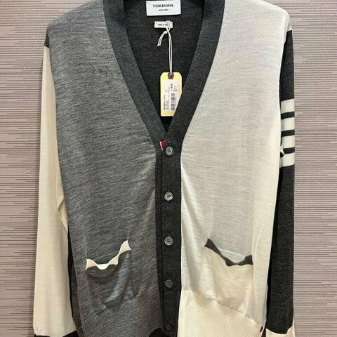 💎Han's house精品服飾💎Thom Browne TB美利奴羊毛 針織 開衫 外套 男女共穿  現貨3原價37000