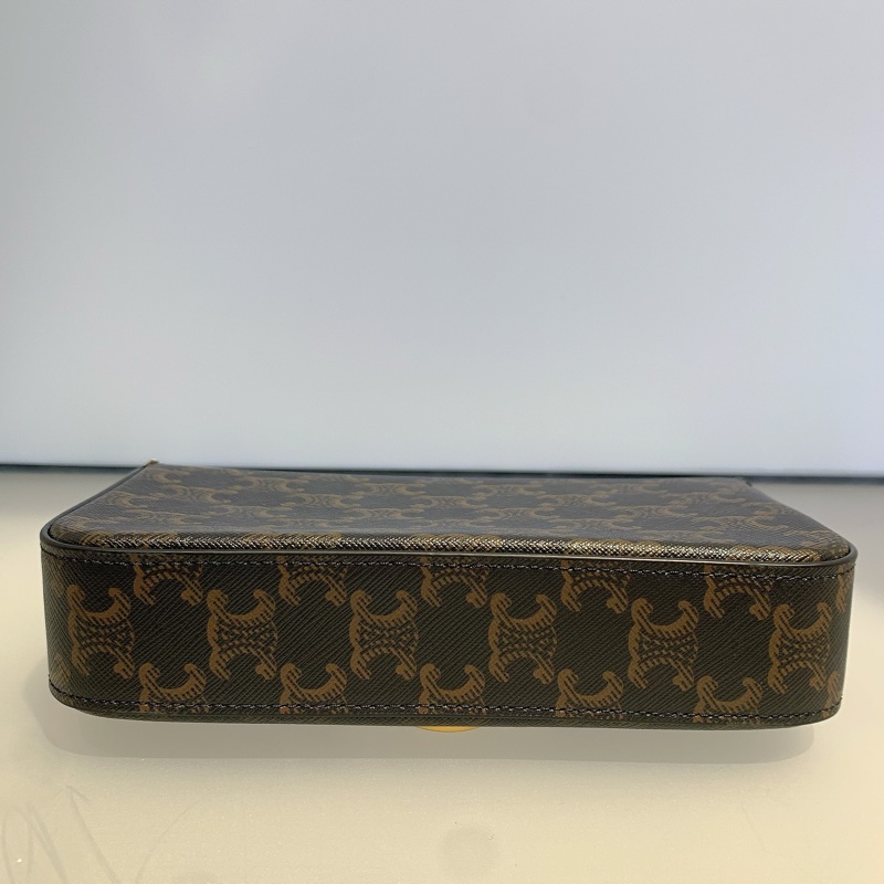 Celine/賽琳 21秀款 老花凱旋門 法棍 腋下包 肩背包尺寸：29.5*14*3cm-7