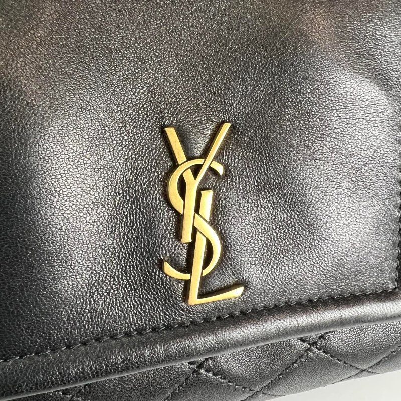 YSL 672738  黑金NOLITA肩背包-9