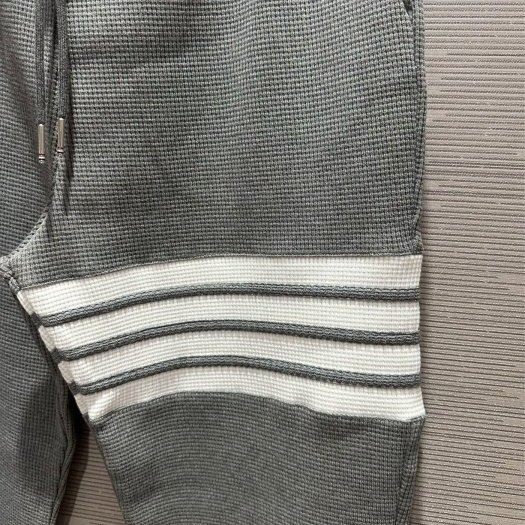 💎Han's house精品服飾💎THOM BROWNE TB 華夫格 針織 立體4杆 褲 日本製 現貨1原價39600-4