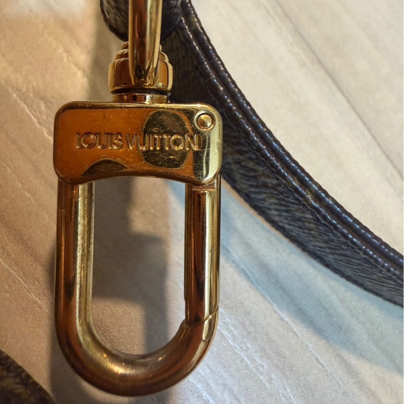 Lv 背帶-6