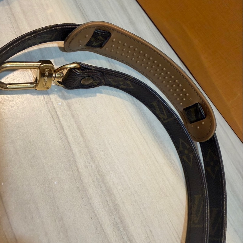 Lv 背帶-7