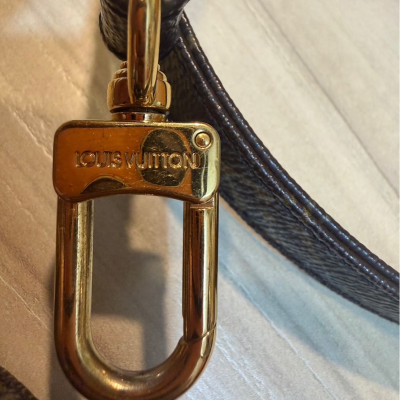 Lv 背帶-10