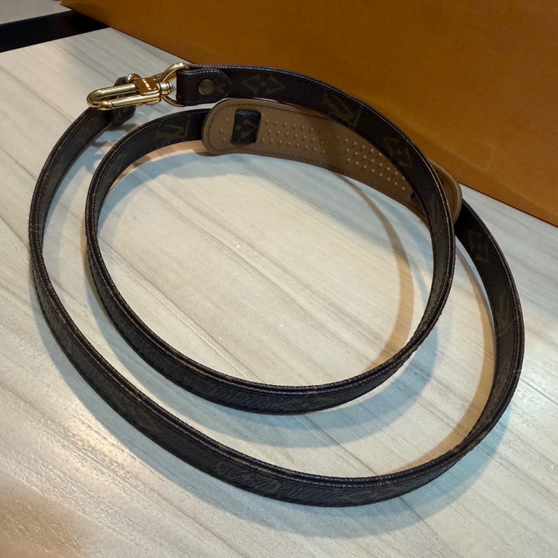 Lv 背帶-12