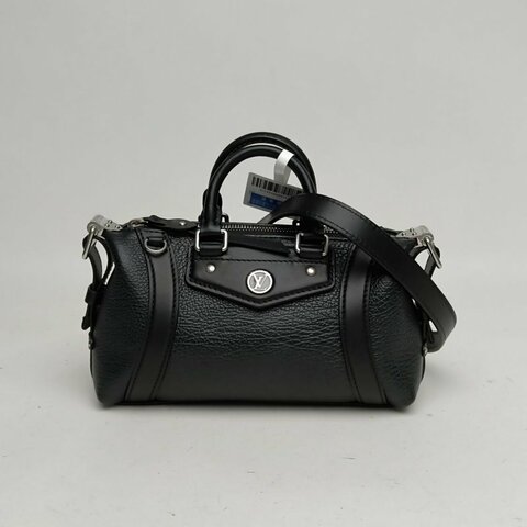 LOUIS VUITTON 黑色牛皮羊皮晶片Bikernano肩背包