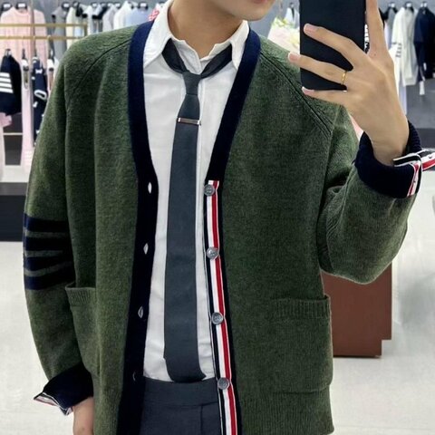 💎Han's house精品服飾💎Thom Browne TB針織 羊毛 開衫 外套 男女共穿  現貨4 原價51300