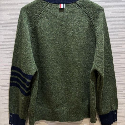 💎Han's house精品服飾💎Thom Browne TB針織 羊毛 開衫 外套 男女共穿  現貨4 原價51300-3