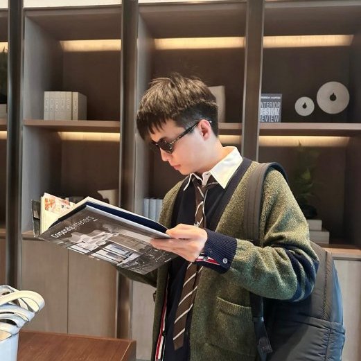 💎Han's house精品服飾💎Thom Browne TB針織 羊毛 開衫 外套 男女共穿  現貨4 原價51300-5