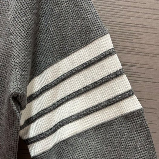 💎Han's house精品服飾💎thom Browne TB 華夫格 針織  衛衣 義大利製 現貨4 原價33700-2