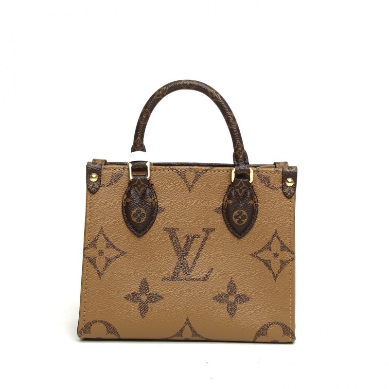 LOUIS VUITTON OnthegoBB18老花PVC晶片肩背包-2