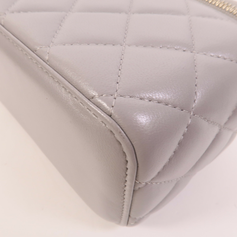 CHANEL 羊皮皮革Vanity Case With Gold Ball肩背袋-13