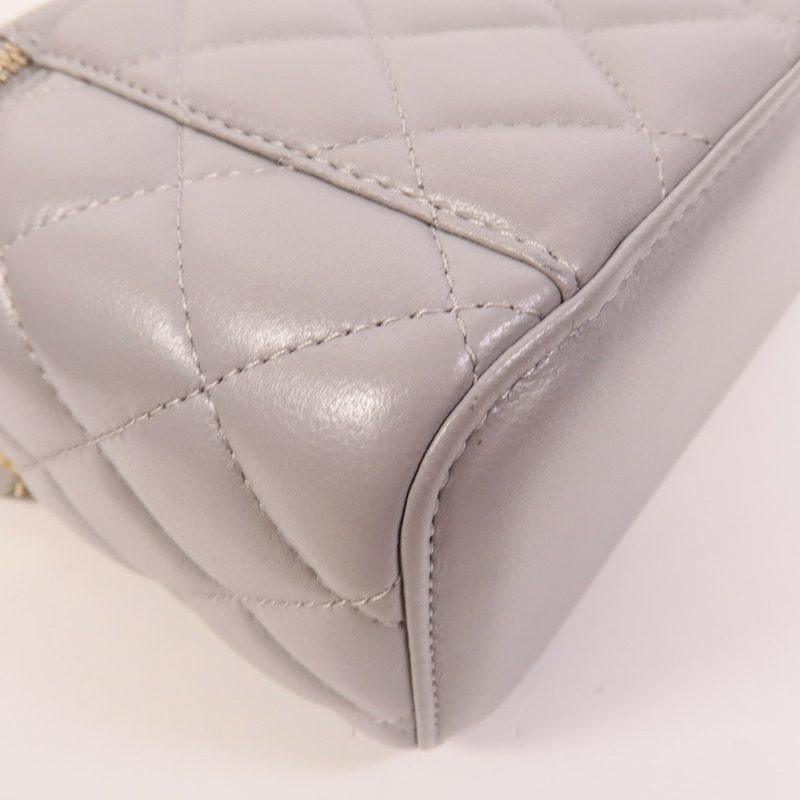 CHANEL 羊皮皮革Vanity Case With Gold Ball肩背袋-14