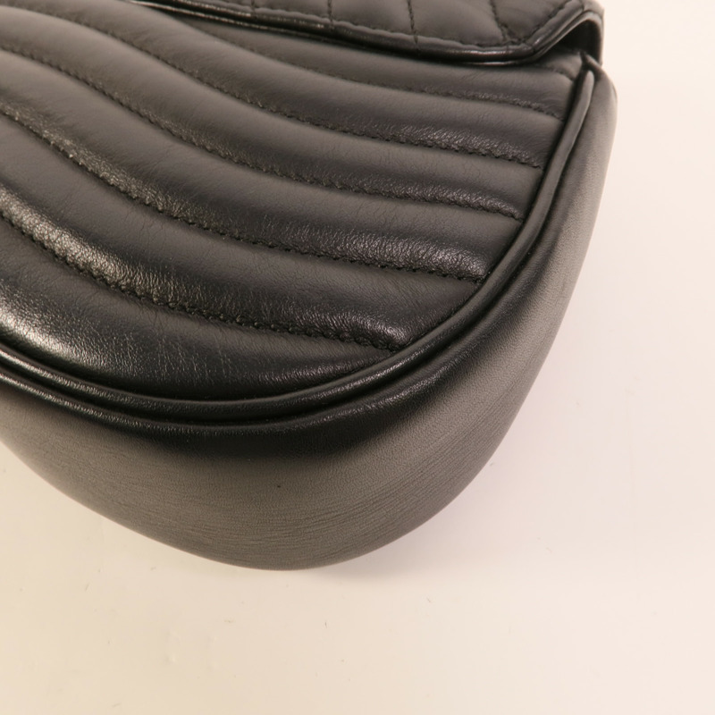 LOUIS VUITTON 牛皮皮革New Wave MM肩背袋-11