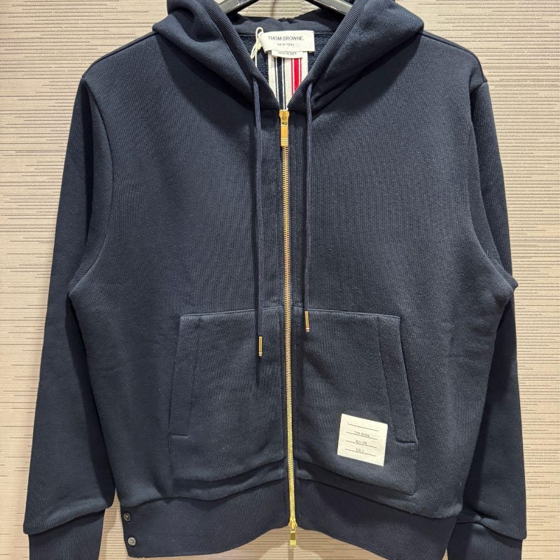 💎Han's house精品服飾💎Thom Browne TB 彩條 連帽 外套 現貨1 3-1