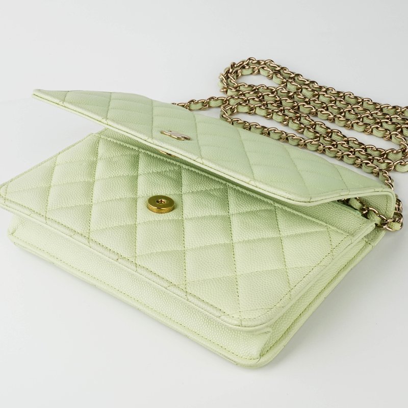 KESH 凱仕國際精品【清新稀有、優雅亮點】CHANEL Classic Wallet On Chain 香奈兒魚子醬牛皮鏈帶長夾 WOC｜綠色金扣｜晶片款-6