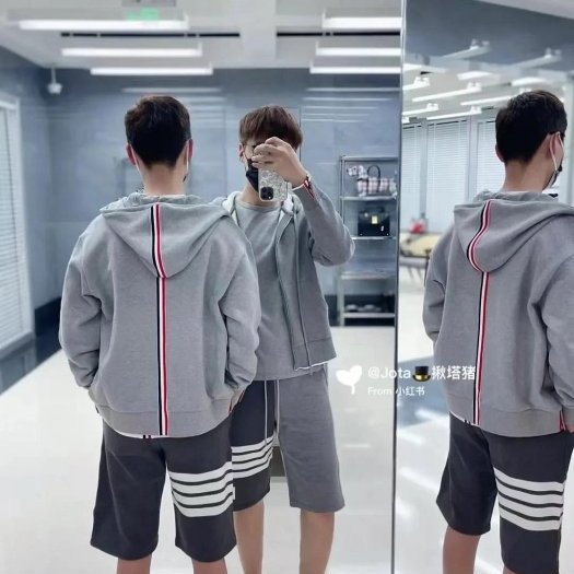 💎Han's house精品服飾💎 Thom Browne TB 彩條 連帽 外套 現貨0-1