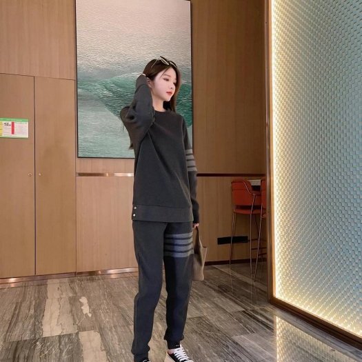 💎Han's house精品服飾💎thom Browne TB 華夫格 針織 衛衣 義大利製 現貨3 深灰原價33700-5