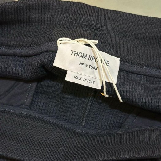 💎Han's house精品服飾💎THOM BROWNE TB 華夫格 針織 立體4杆 褲 日本製 現貨2 深藍 原價39600-1