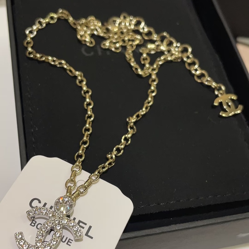 Chanel CC Logo 水鑽金色金屬項鍊-3