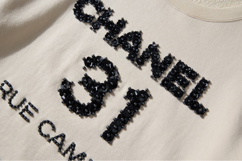 Chanel 康朋街31號釘珠短款衛衣-6