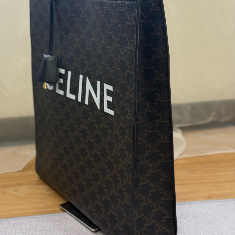 Celine經典老花托特包/手提包 櫃上約十萬-2