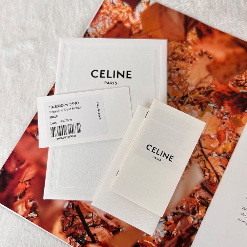 Celine Triomphe 凱旋門壓紋亮澤6卡卡片夾-10